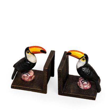 This pair of cast iron toucan bookends ornament is perfectly styled and detailed. Painted iron. Weighty and practical. 12 x 15 x 10cm each. Great gift.