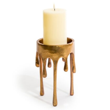 Add style and the Wow factor with this medium gold drip candle holder. Beautifully finished in a fabulous colour. 16 x 16 x 25cm