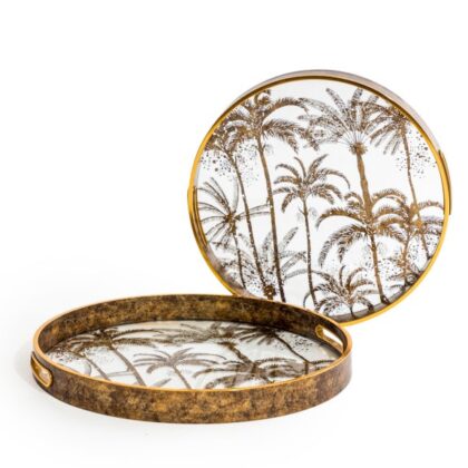 These 2 gold mirrored palm tree trays will add a touch of luxury and warmth to your home. Whether having a party or just coffee on the patio! 39 x 39 x 4cm